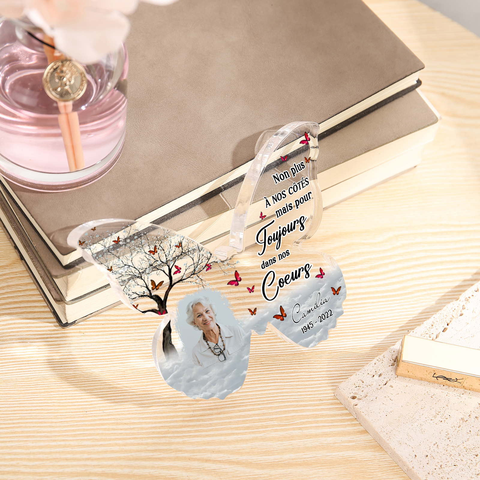 À Maman/Mamie Plaque Acrylique en forme de Papillon 1 Prénoms et 1 photo Personnalisés avec années Decoration arbres et Papillons | Jessemade
