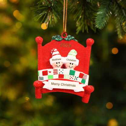 Décoration Sapin Noël en bois lit rouge 2 Prénoms Personnalisés avec t