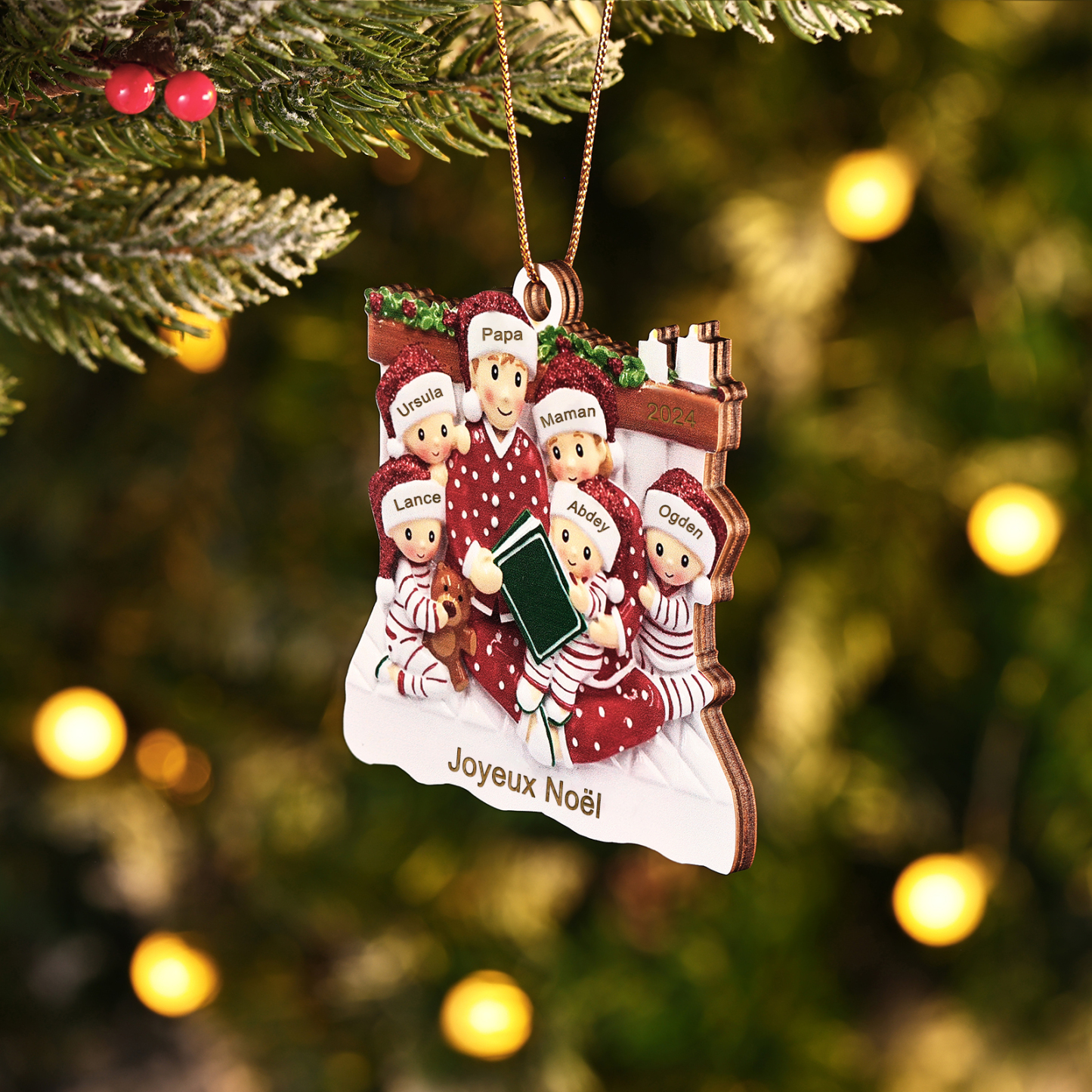 Décoration Sapin Noël en bois la famille en pyjama 6 Prénoms Personnalisés avec Texte et années Cadeau pour Famille | Jessemade