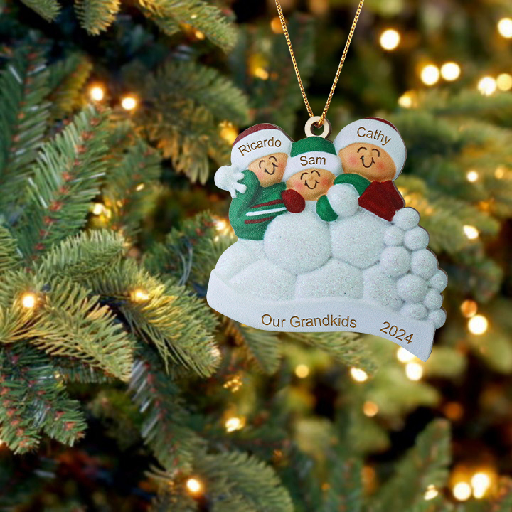 Décoration Sapin Noël en bois la famille joyeuse entourés de neige 3 P