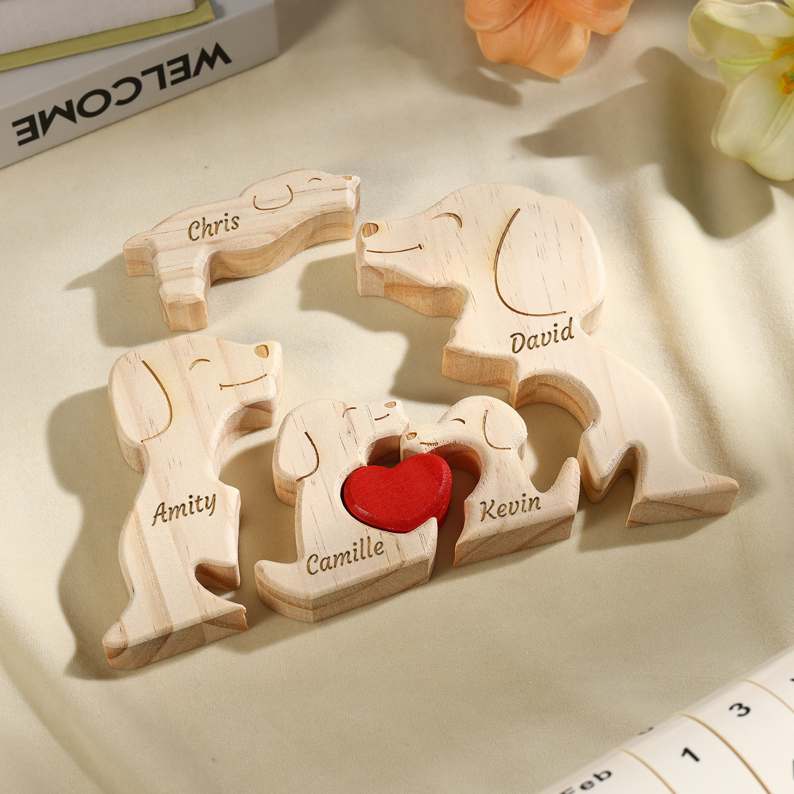 Plaque en bois Personnalisé avec 5 Prénoms et 5 Chiens Cadeau Décoration pour Famille | Jessemade