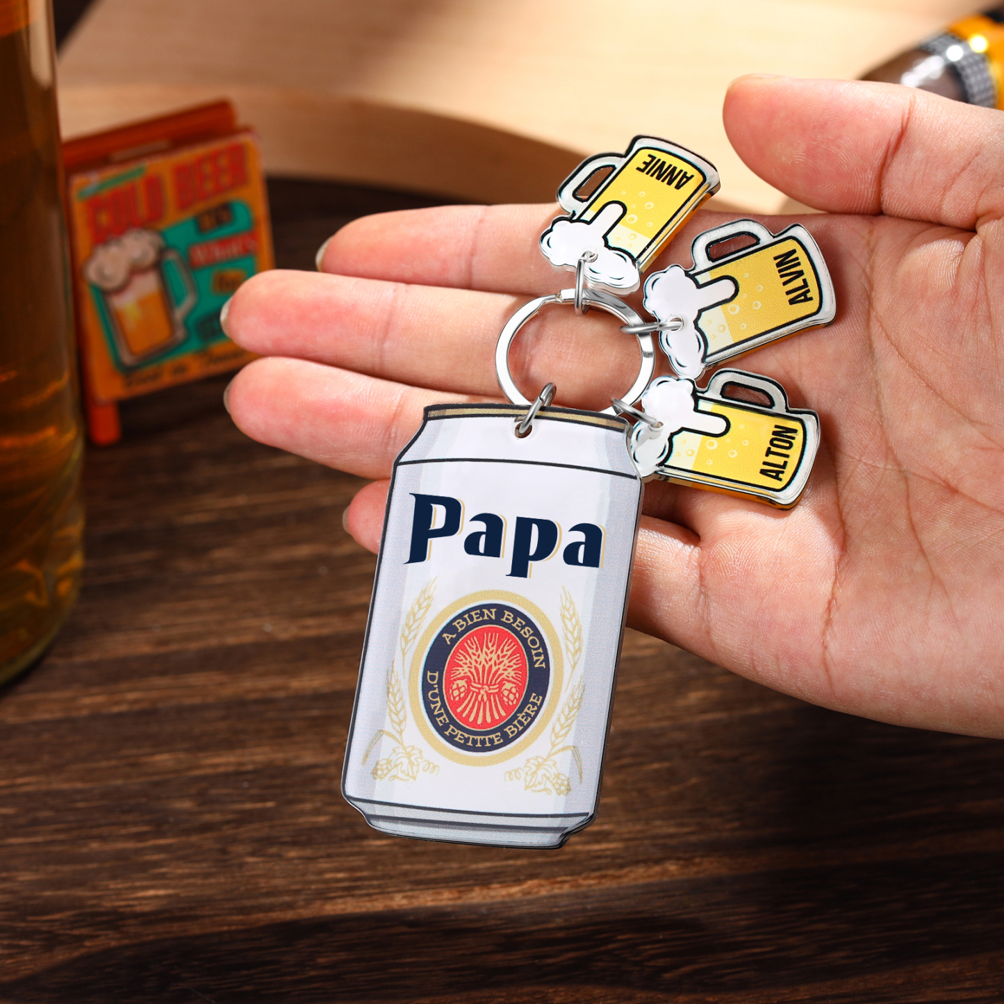À mon Papa - Porte-clés En Forme De Bière Canette Personnalisée Avec 3 Prénoms et Texte Porte-Clés Personnaliables Pour Papa | Jessemade