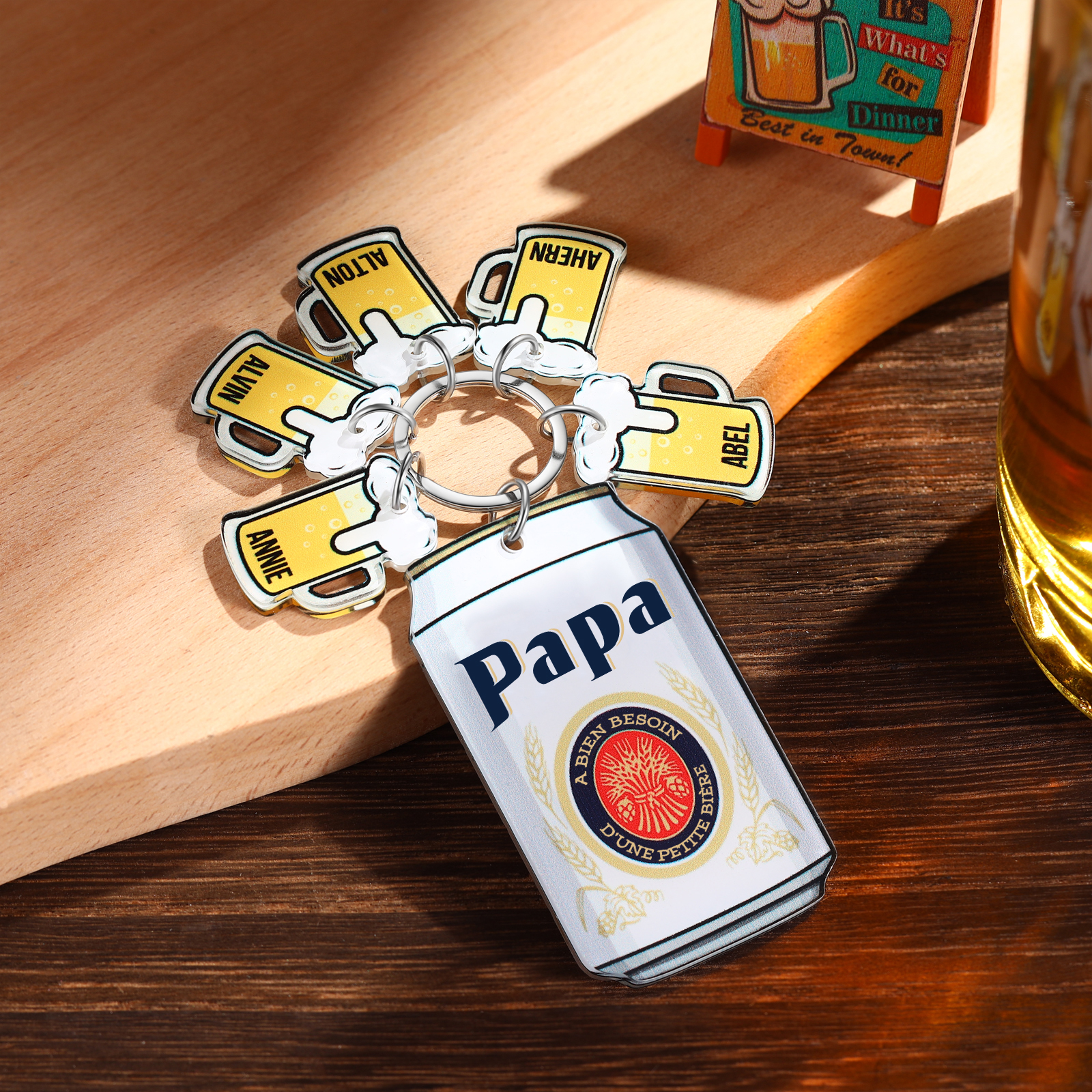 À mon Papa - Porte-clés En Forme De Bière Canette Personnalisée Avec 5 Prénoms et Texte Porte-Clés Personnaliables Pour Papa | Jessemade