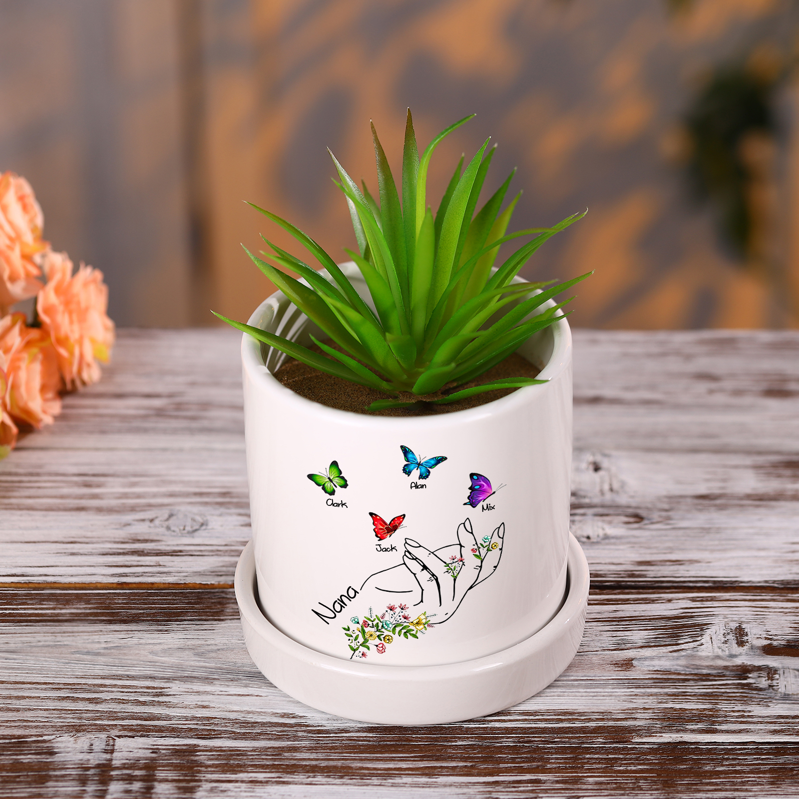 À Maman - Vase/Pot de Fleurs 1 Texte Personnalisé avec 4 Prénoms Main Fleurie et Papillon Décoration de la Maison (sans plantes) | Jessemade