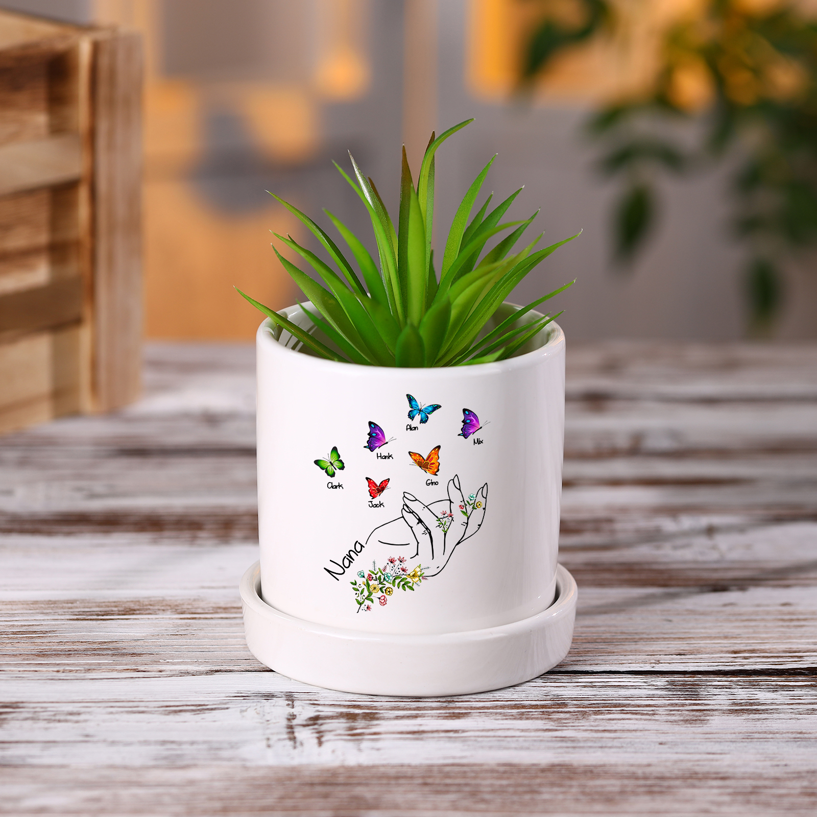À Maman - Vase/Pot de Fleurs 1 Texte Personnalisé avec 6 Prénoms Main Fleurie et Papillon Décoration de la Maison (sans plantes) | Jessemade