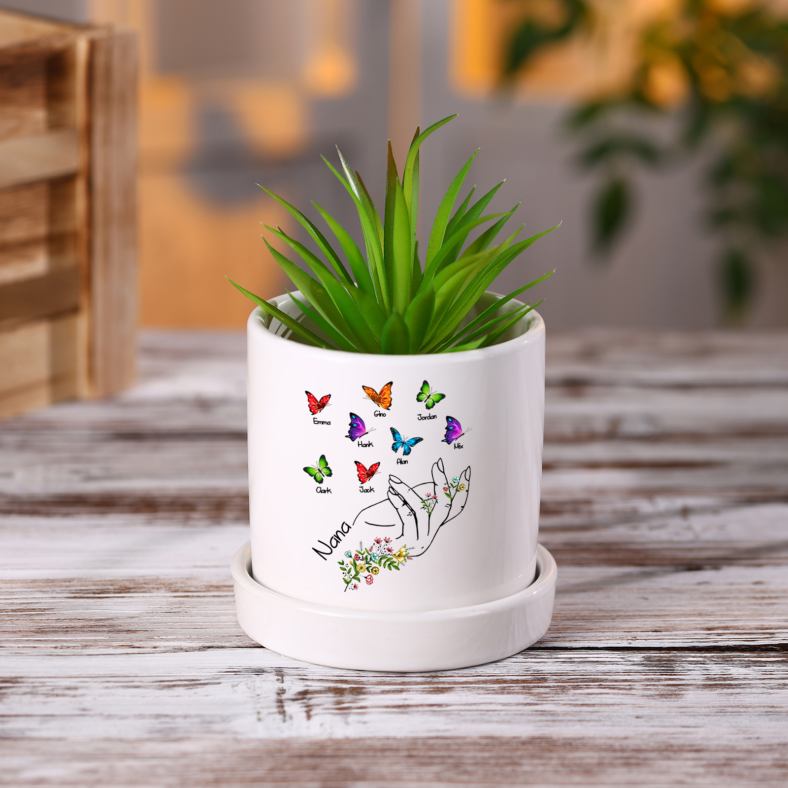 À Maman - Vase/Pot de Fleurs 1 Texte Personnalisé avec 8 Prénoms Main Fleurie et Papillons Décoration de la Maison (sans plantes) | Jessemade