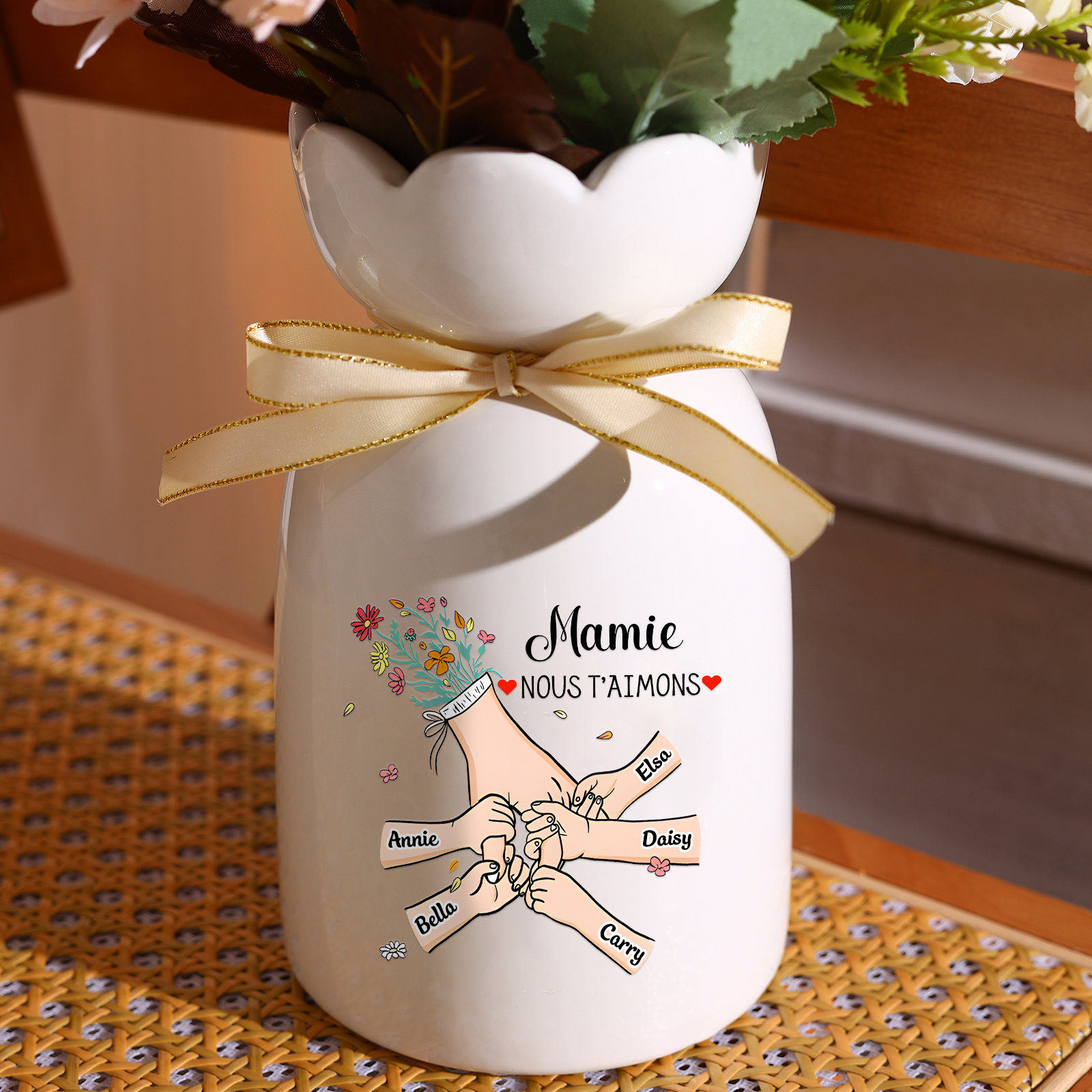 Vase Personnalisé avec 2-6 Prénoms et 2 Tetxes  la Main dans la Main Vase en Céramique (sans fleurs) | Jessemade