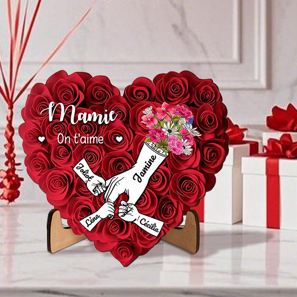 Plaque en Bois Personnalisée en Forme de Cœur – Cadeau avec 2 à 7 Prénoms pour Maman ou Mamie