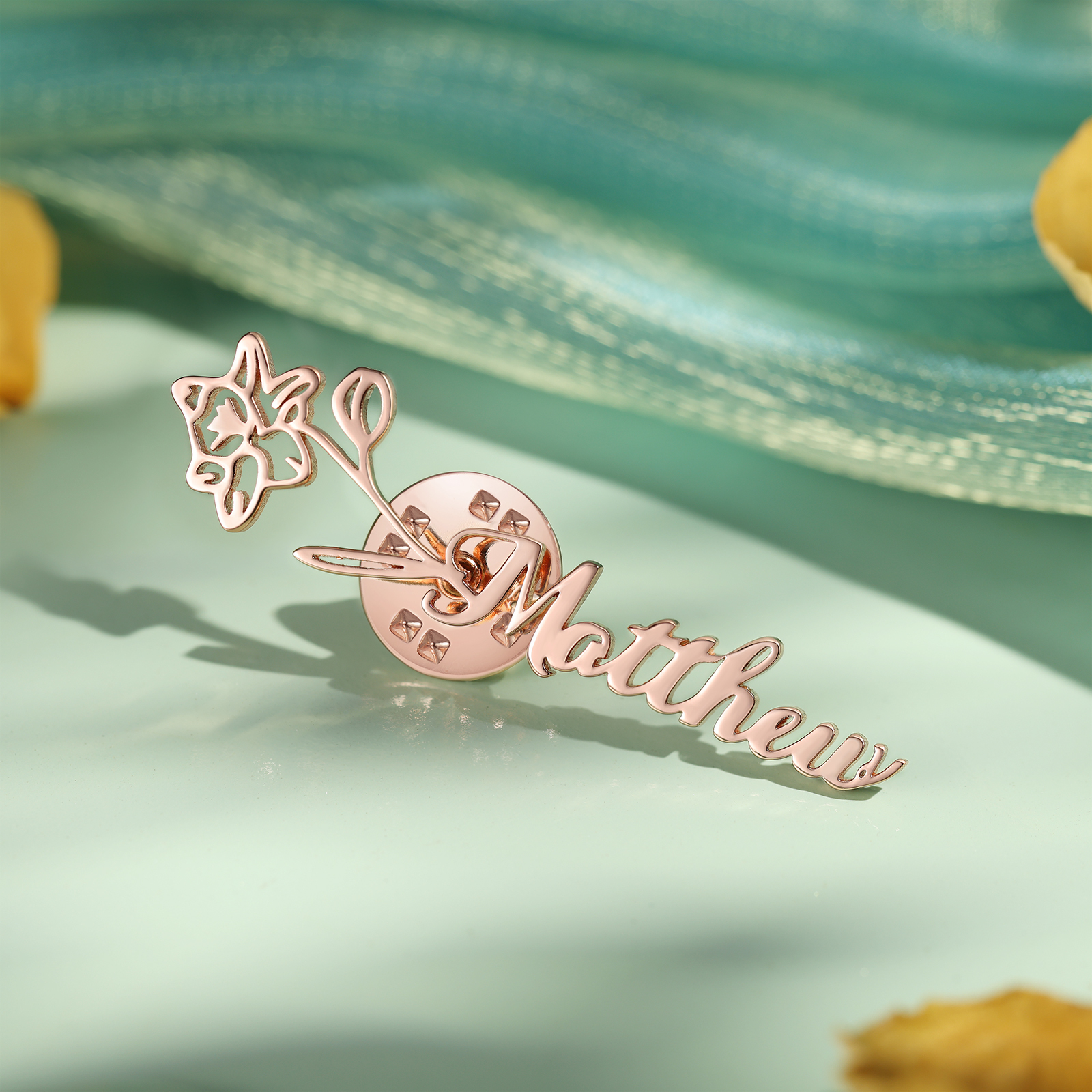 Broche Fleur Personnalisé avec 1 Prénom et Fleur de Naissance1 Cadeau pour Femme | Jessemade