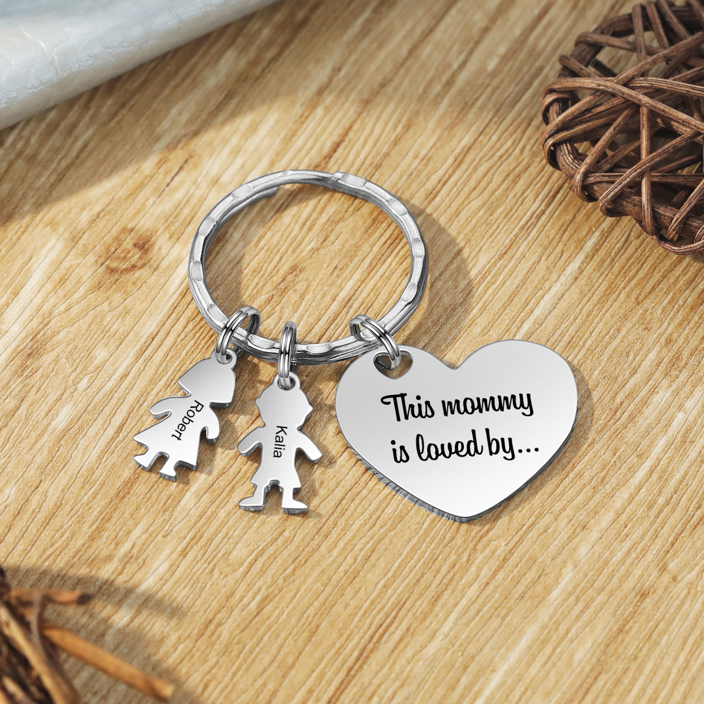 À Maman - Porte-clés 2 Prénoms et Breloques Enfant Personnalisé avec Texte Gravé sur Pendentif Coeur Cadeau Personnaliable Pour Maman | Jessemade