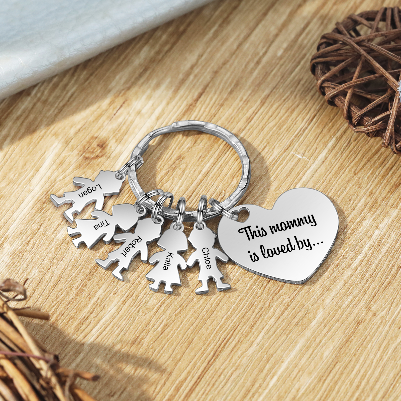 À Maman - Porte-clés 5 Prénoms et Breloques Enfant Personnalisé avec Texte Gravé sur Pendentif Coeur Cadeau Personnaliable Pour Maman | Jessemade