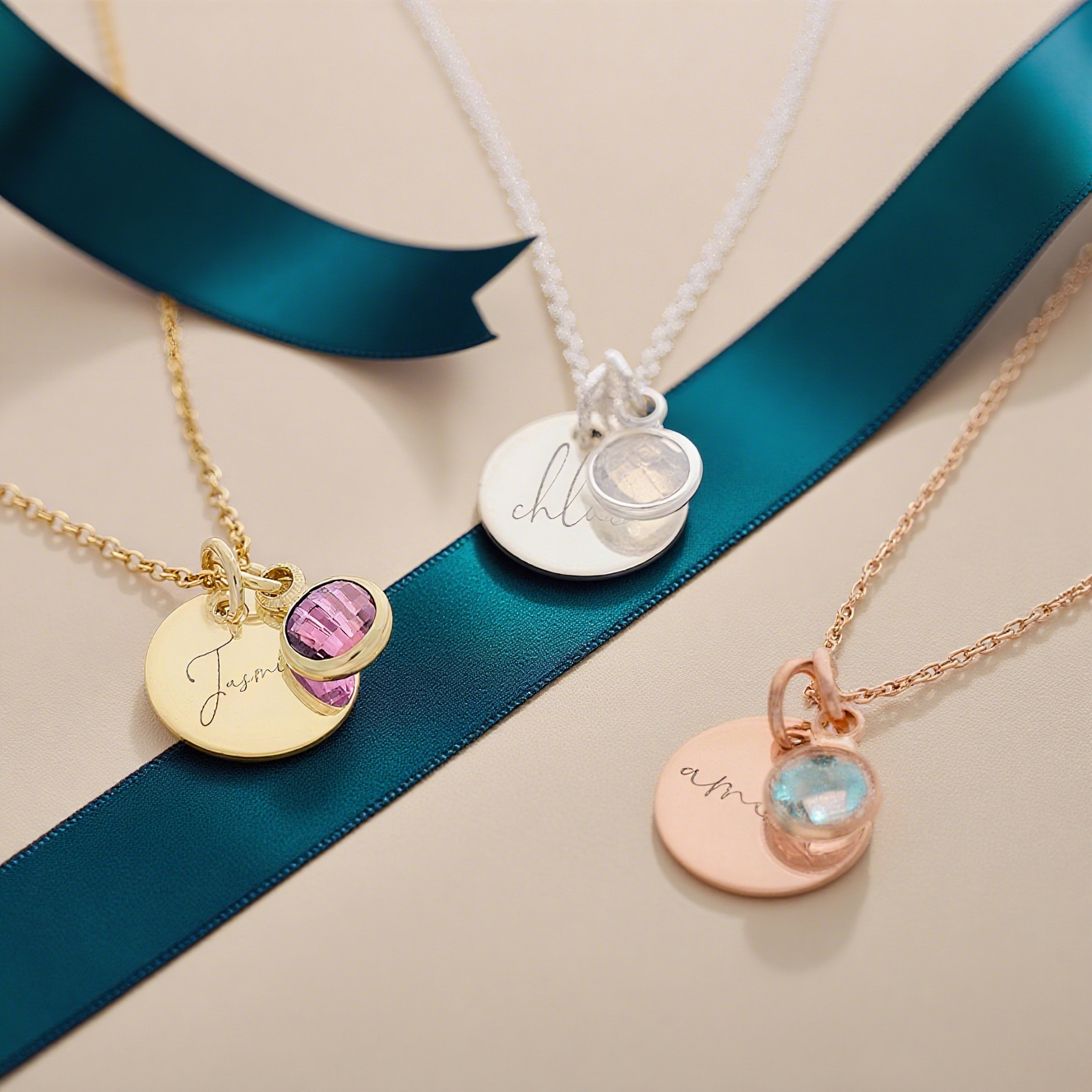 Collier 1 Prénom Personnalisé avec 1 Pierre de Naissance | Jessemade