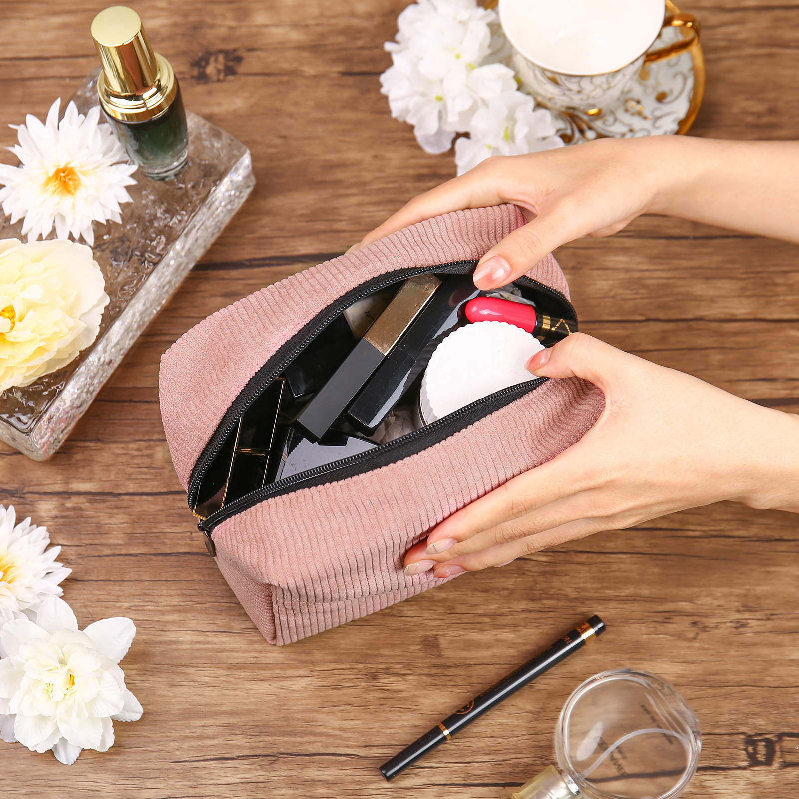 Trousse De Maquillage Personnalisée Prénom avec Fleur de Naissance Sac De Maquillage À Capacité Élevée Pour Femmes