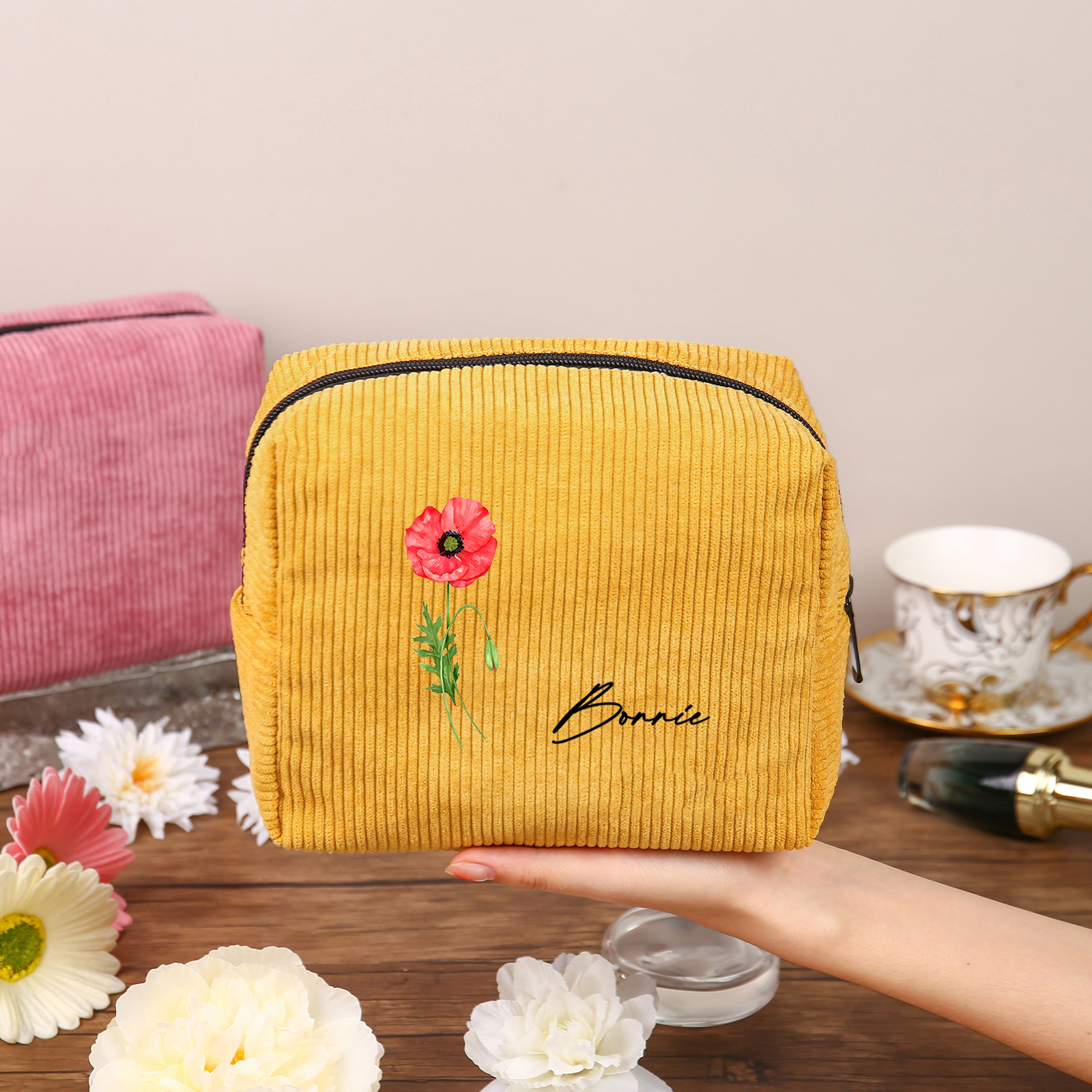 Trousse De Maquillage Personnalisée Prénom avec Fleur de Naissance Sac De Maquillage À Capacité Élevée Pour Femmes