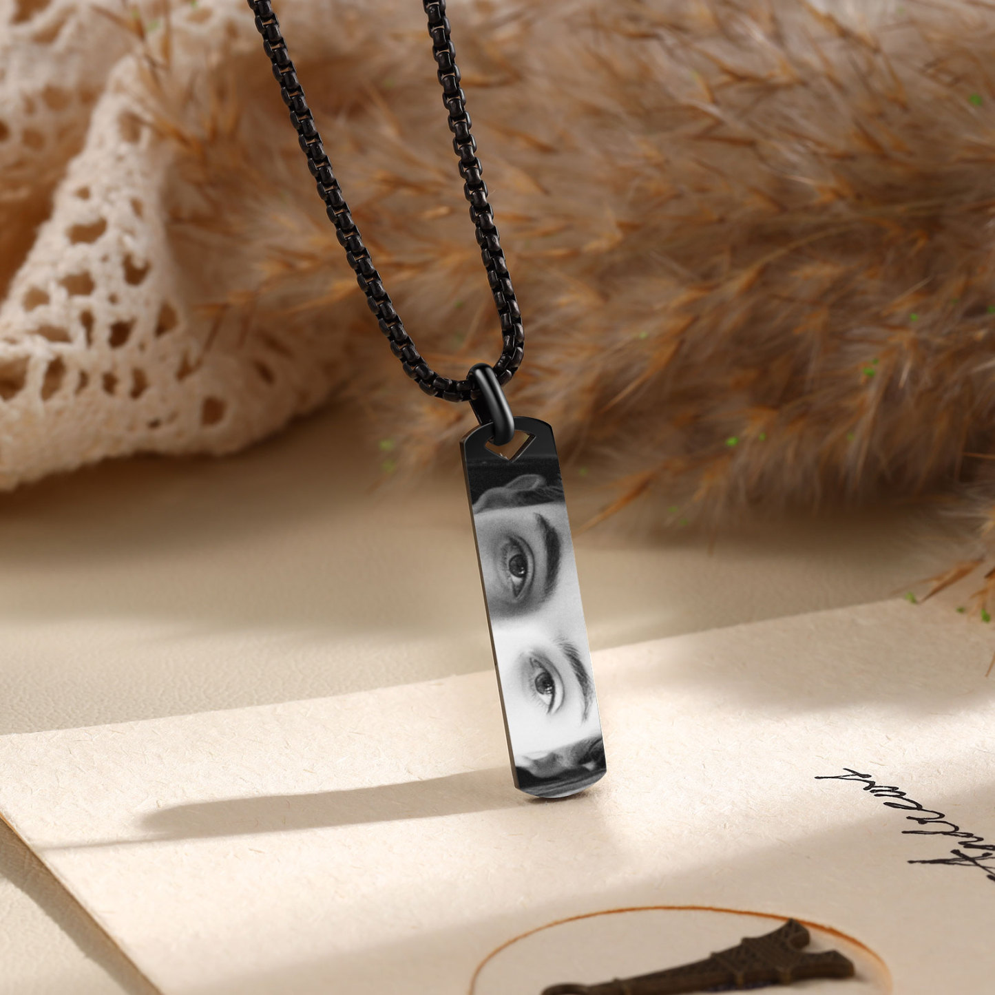 Collier Personnalisé Gravé Photo des Yeux Argent/Noir/Or | Jessemade