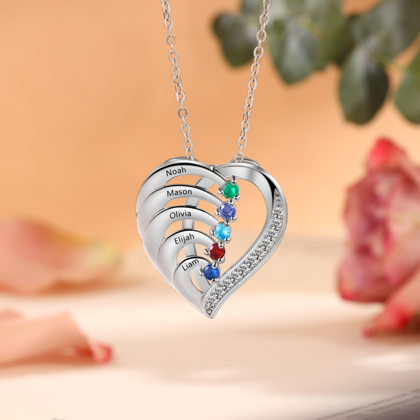 Collier Pendentif en forme Cœur Personnalisé avec 5 Prénoms et 5 Pierres de Naissance | Jessemade
