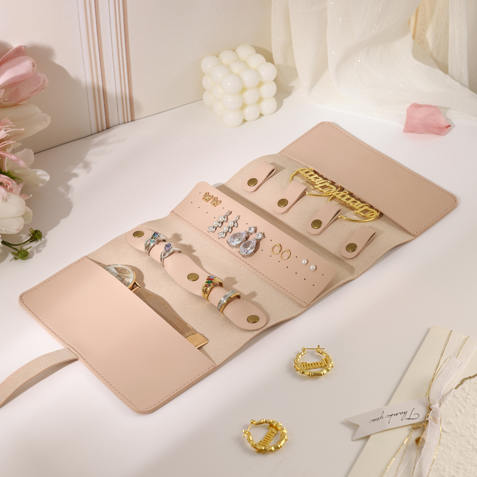 Trousse de Maquillage Personnalisé avec Fleurs de Naissance et Prénom Pochette porte-bijoux personnalisée pour Femme | Jessemade