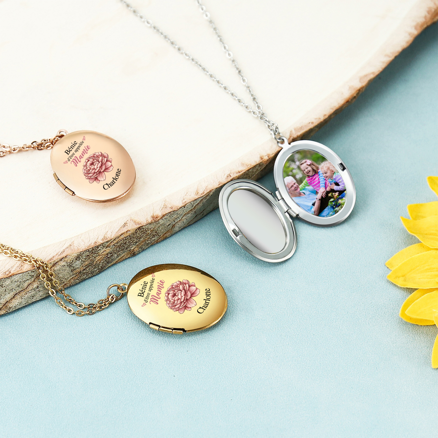 À Mamie - Collier Médaillon Cœur Photo Personnalisée avec Prénom et Fleur de Naissance Collier Femme pour Mamie | Jessemade