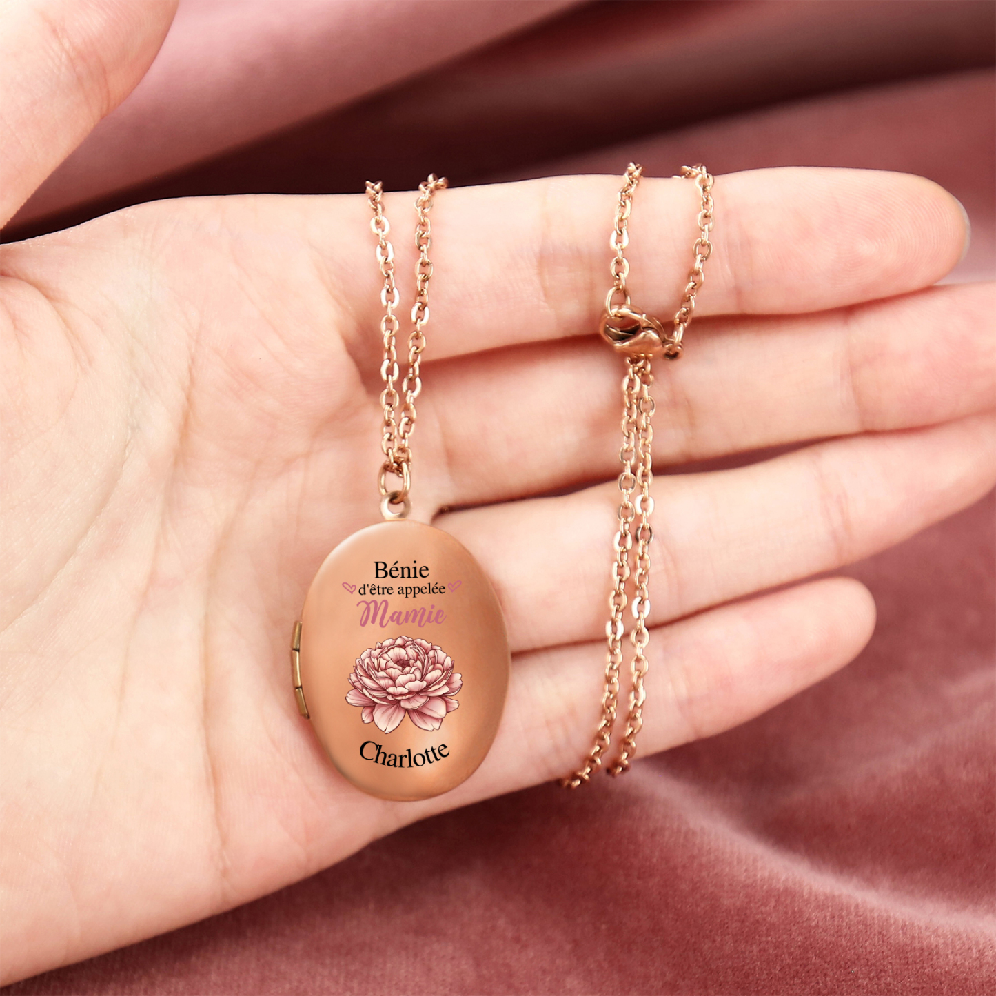 À Mamie - Collier Médaillon Cœur Photo Personnalisée avec Prénom et Fleur de Naissance Collier Femme pour Mamie | Jessemade