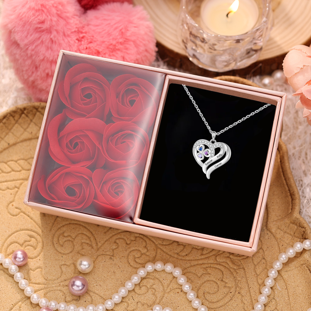 Collier Cœur pour Femme Personnalisé avec 2-4 Prénoms et Pierres de naissance