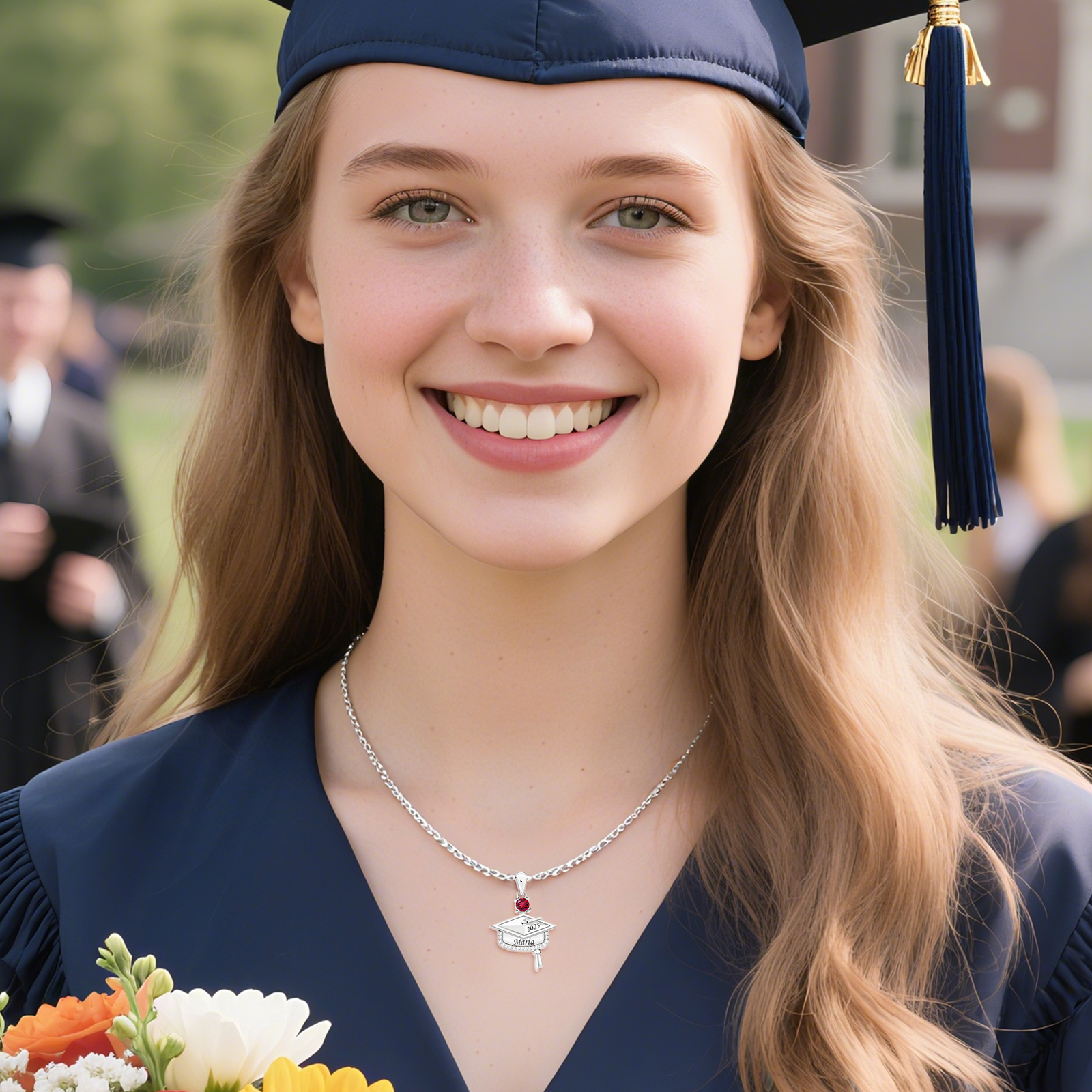 Collier Personnalisé Chapeau de Diplômé avec Nom, Année et Pierre de Naissance | Jessemade