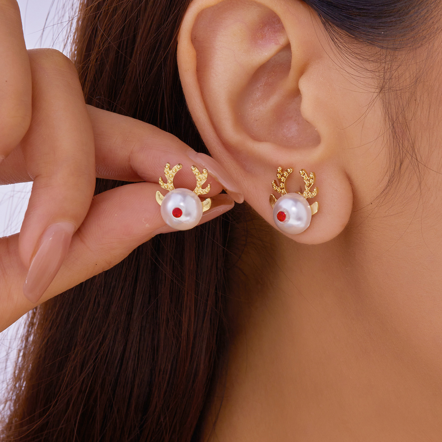 Boucles d’Oreilles de Noël Cerf en Perle et Doré Cadeau pour femme | Jessemade