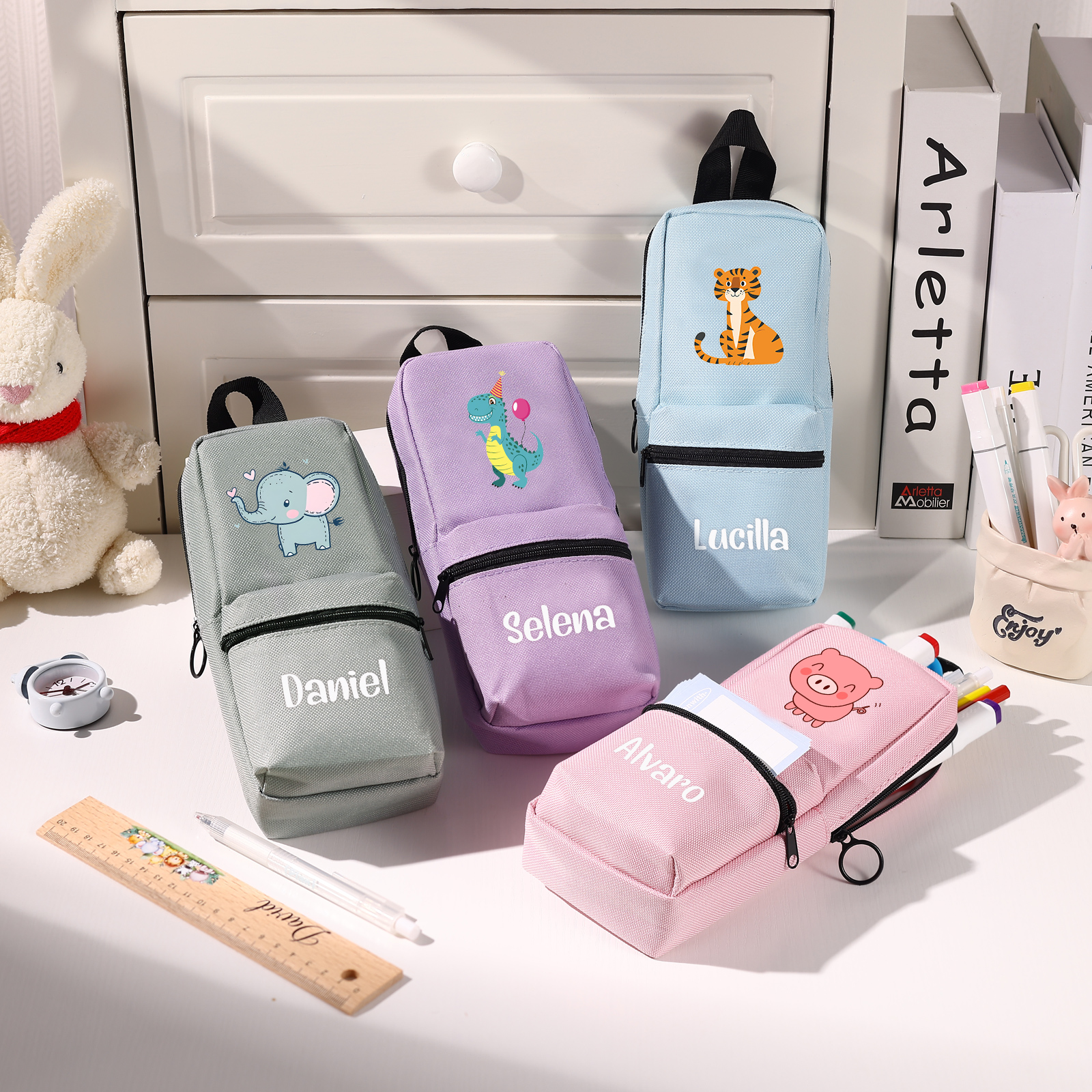 Trousse Personnalisable avec 1 Nom et Motif au Choix – Cadeau pour Enfants, 4 Couleurs | Jessemade