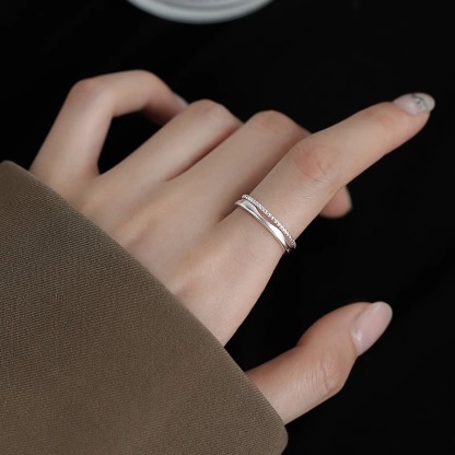 Bague Ouverte argentée à design torsadé | Jessemade