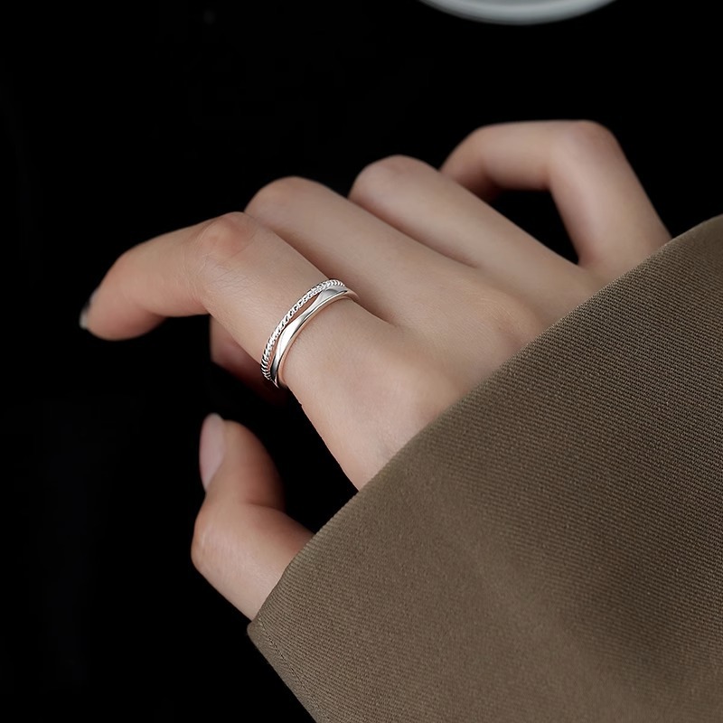 Bague Ouverte argentée à design torsadé | Jessemade