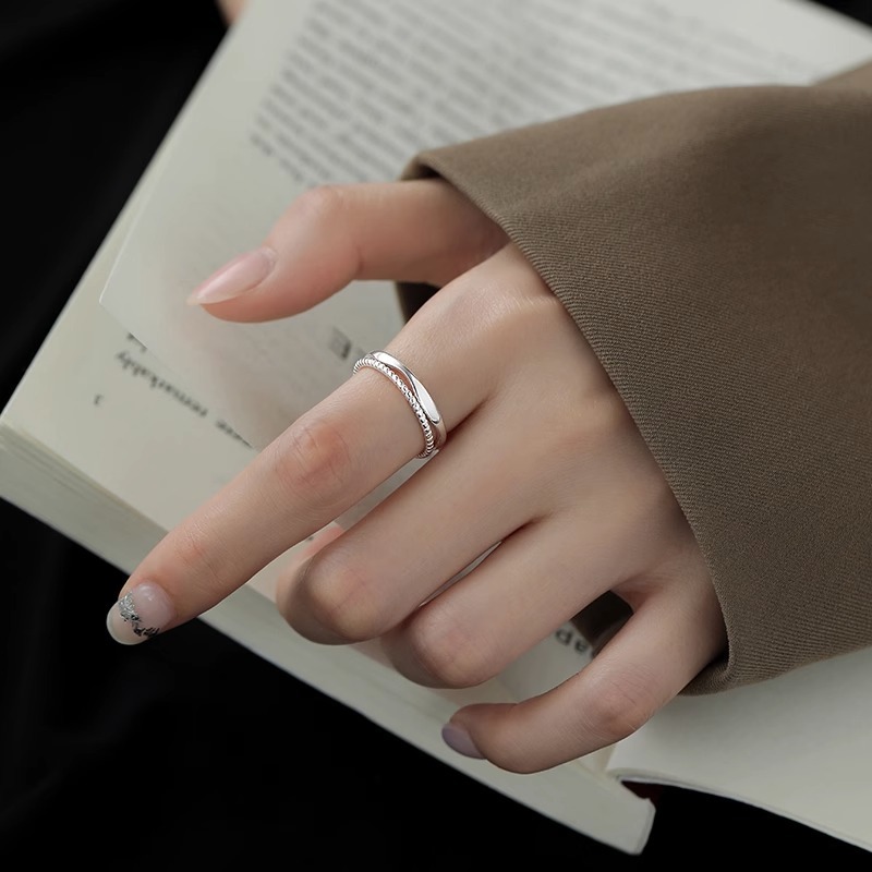 Bague Ouverte argentée à design torsadé | Jessemade