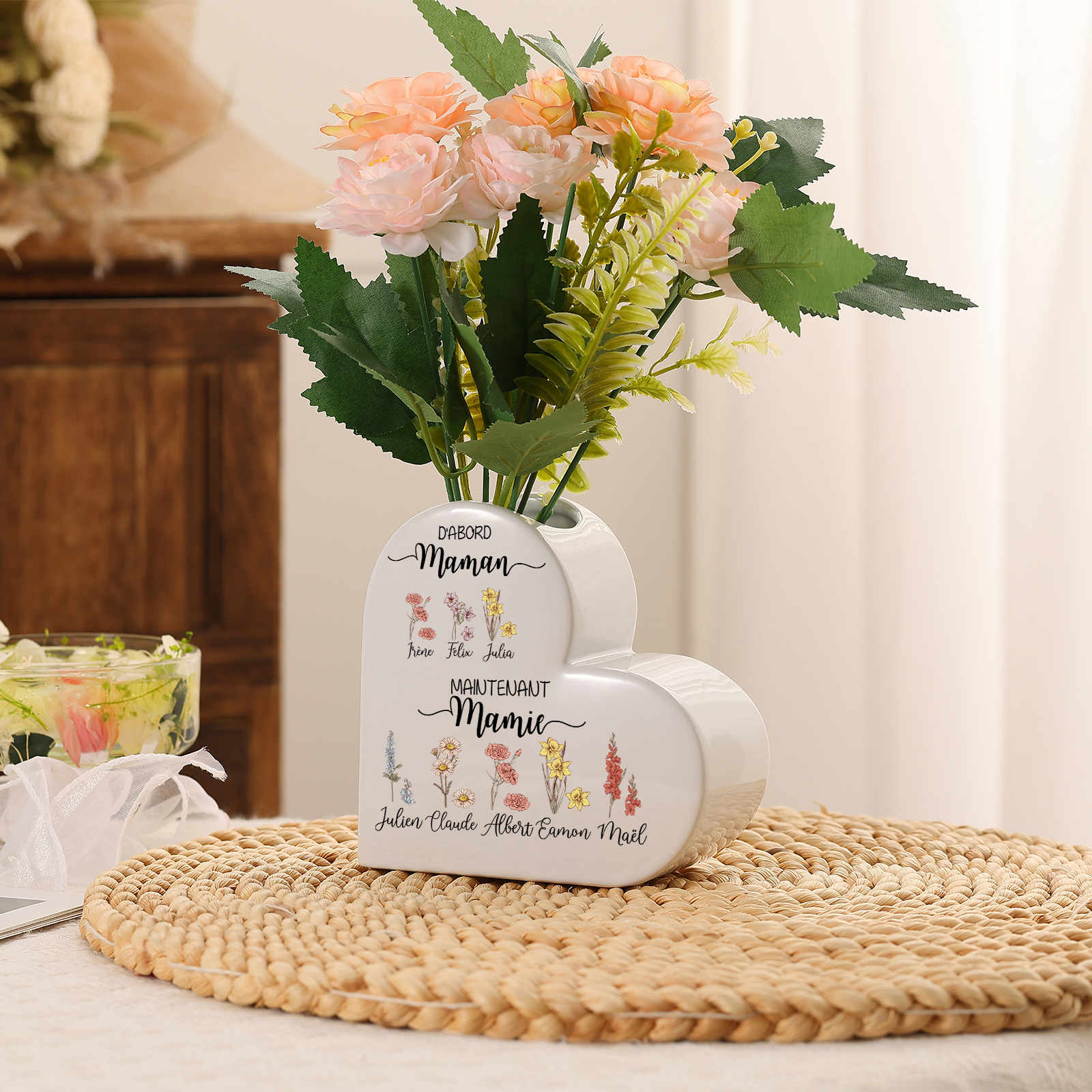 Vase Cœur en Céramique Personnalisé 2 à 10 Prénoms et Fleurs de Naissance,cadeau Fête des Mères pour Mamie Maman