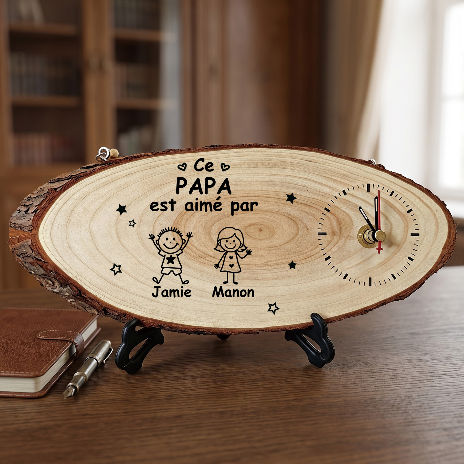 Horloge Personnalisée en Bois avec 1-10 Prénoms et Figurines d’enfants, Cadeau pour Papa ou Papi