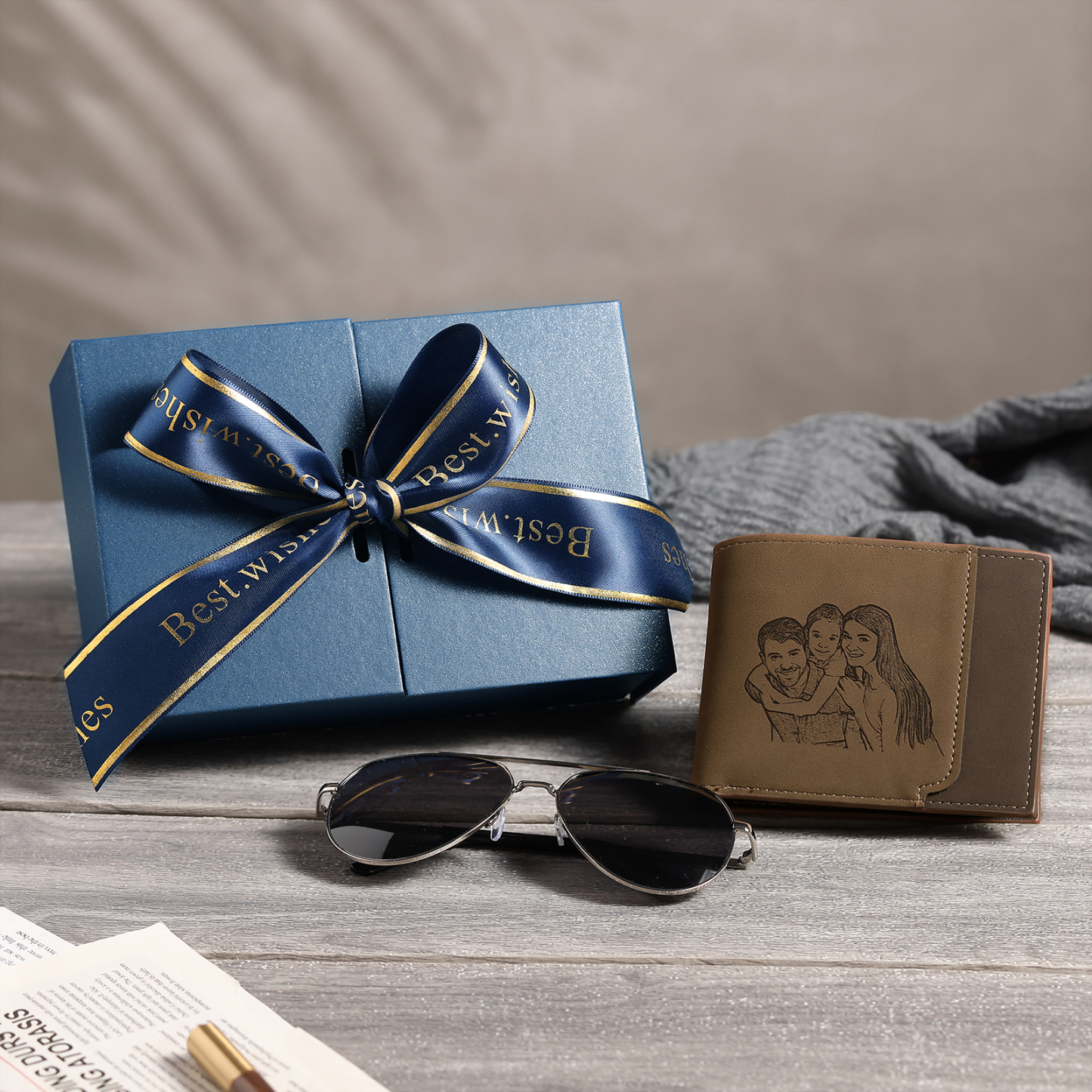 Coffret Cadeau 2PCS - Portefeuille Photo Personnalisés avec 1 Letter et 1 Prénom avec Lunettes de Soleil - Cadeau pour Papa  | Jessemade