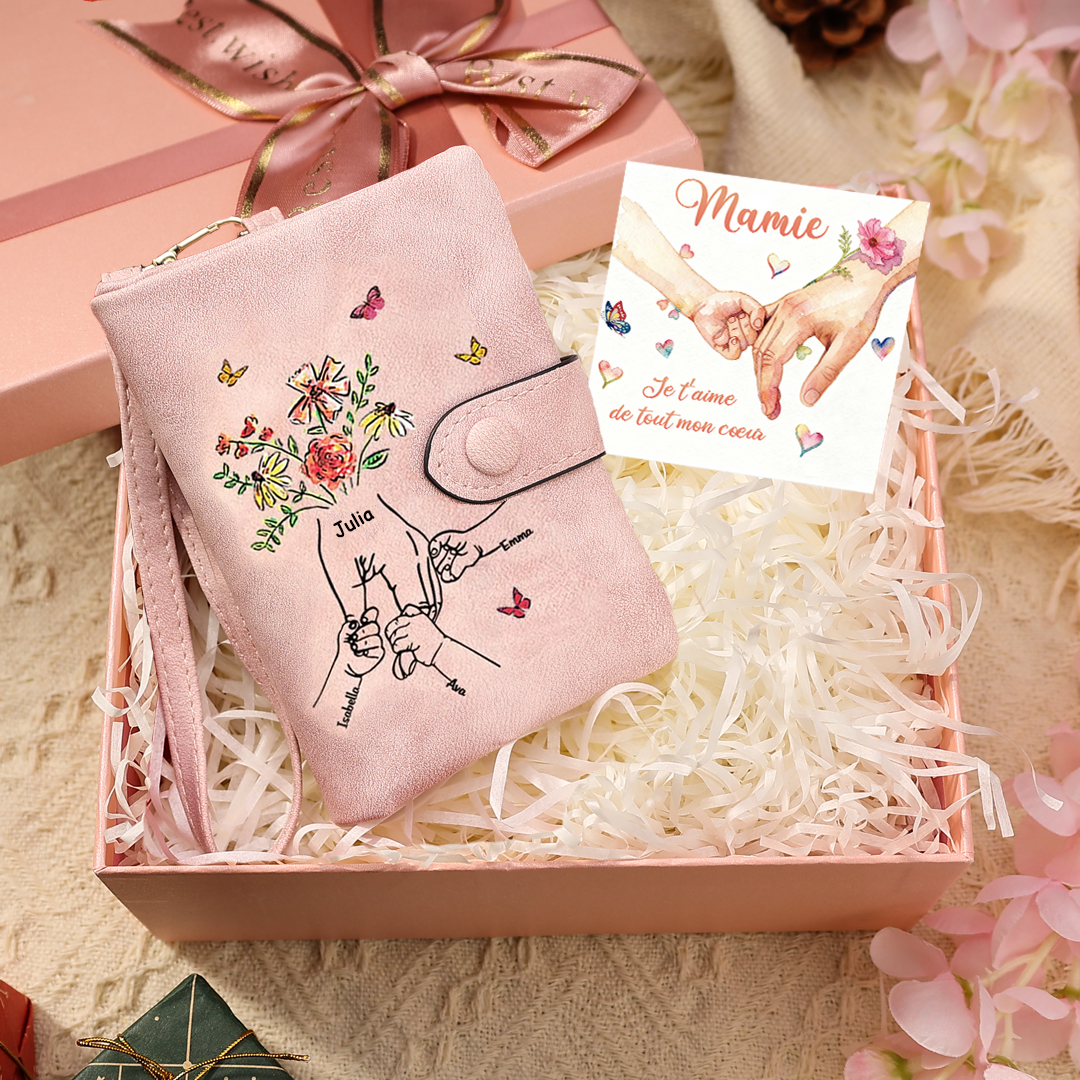 Portefeuille Personnalisé avec des fleurs et un motif main dans la main, ainsi que 3 à 6 prénoms – pour Maman/Mamie