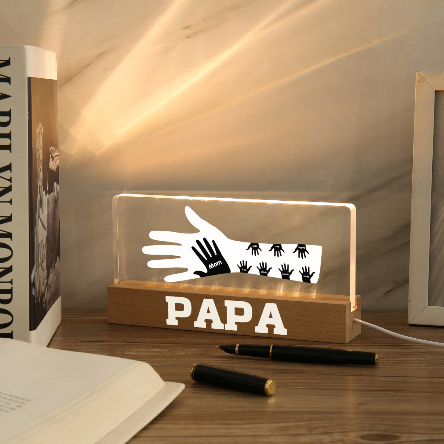 À Papa/Maman- Lampe de chevet LED Mains 8 Prénoms Personnalisés avec Texte pour Famille