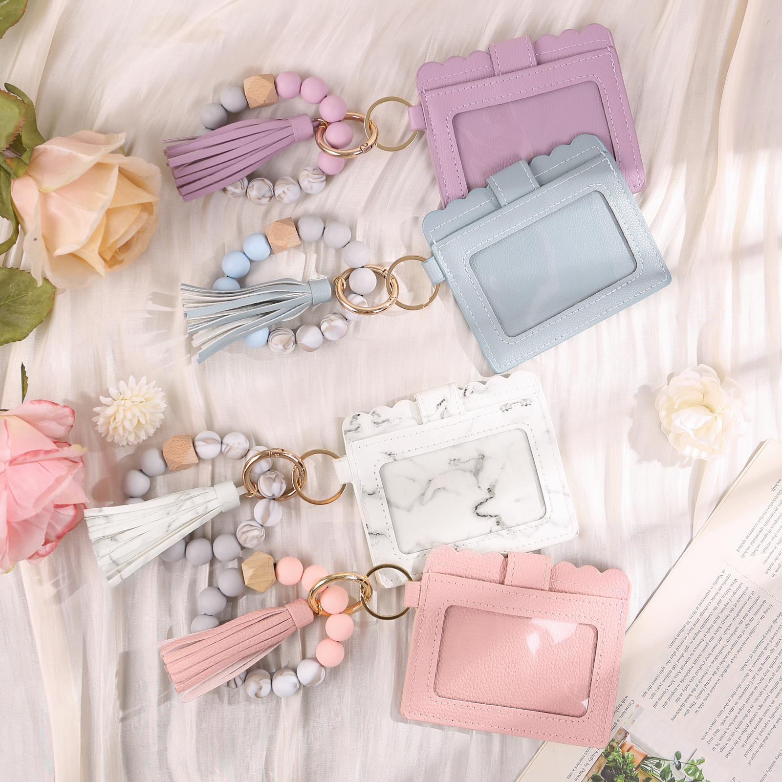 Porte-cartes Personnalisé à Fleur de Naissance avec Bracelet perlé détachable