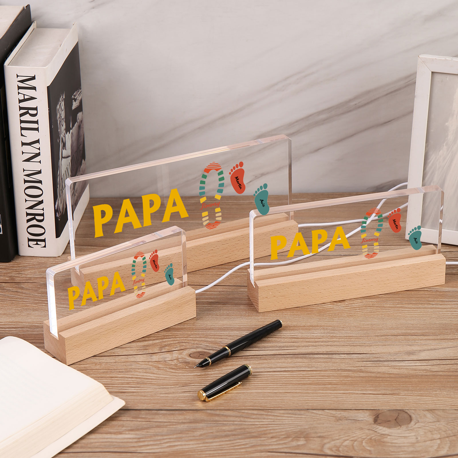 À mon Papa/Papi- Lampe de chevet LED Pieds Bébé 3 Prénoms Personnalisés avec Texte