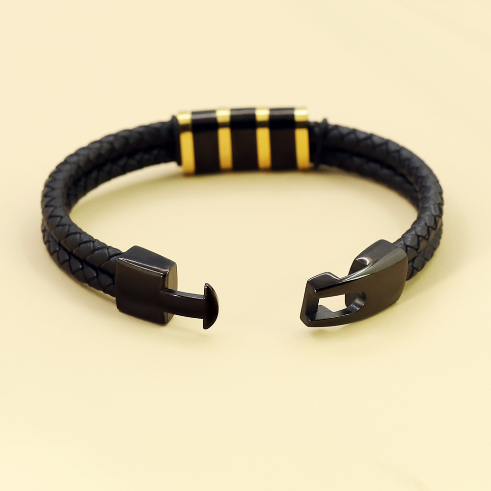 Bracelet Homme Personnalisé en Cuir Tressé avec Gravure de 3 Noms | Cadeau Unique