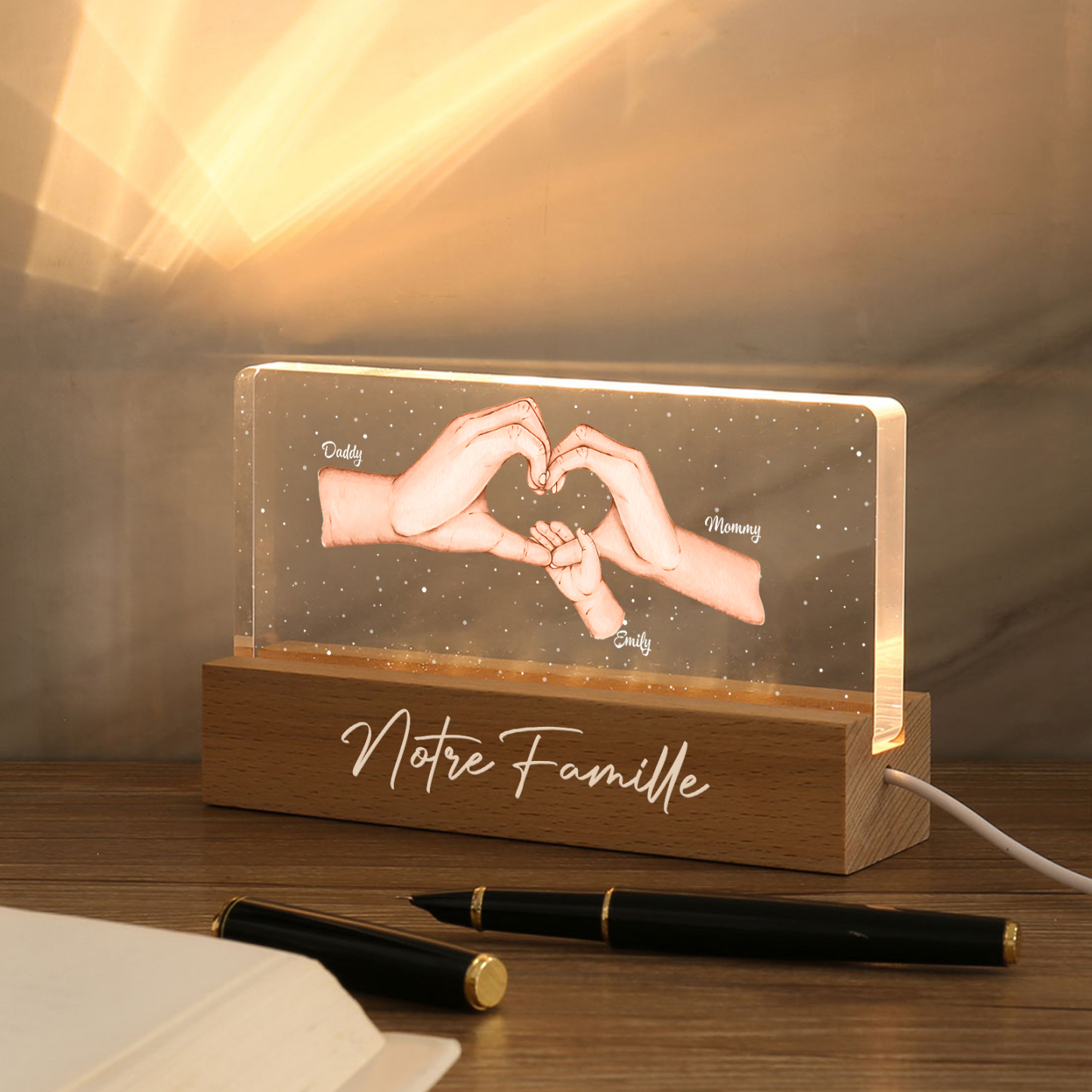 À ma Famille- Lampe de chevet LED la Main dans la Main 3 Prénoms Personnalisés avec Texte