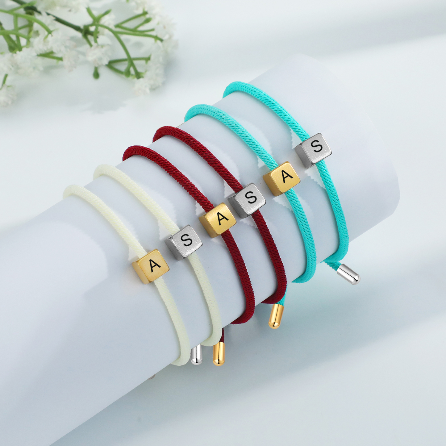 Bracelet Initiale 1 Lettre Personnalisée Rouge pour Couple｜Jessemade