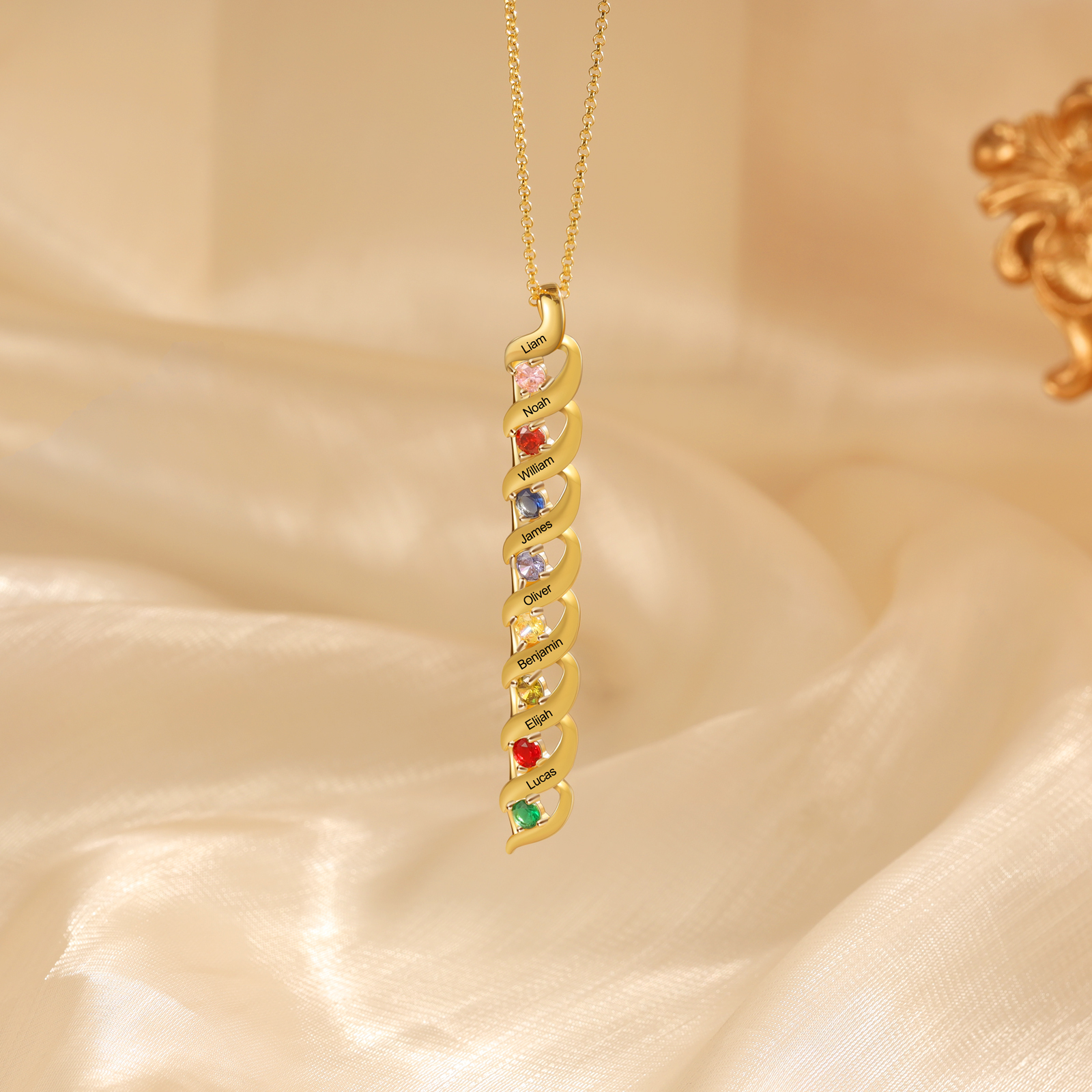 Collier Femme 8 Prénoms Personnalisés avec 8 Pierres de naissance