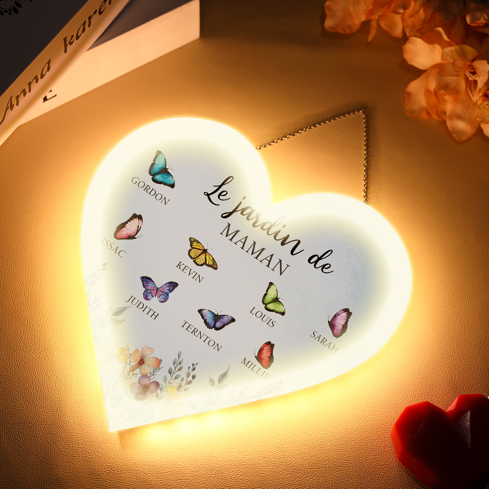 À Maman/Mamie - Veilleuse Cœur Décoration Fleur et Papillon 8 Prénoms Personnalisés avec 1 Texte