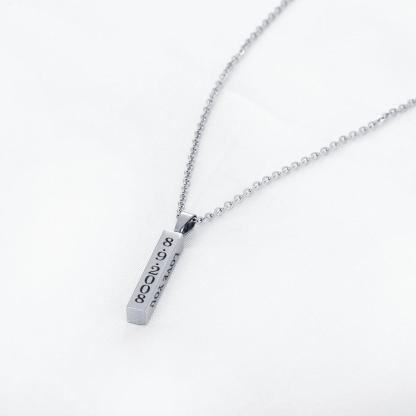 Collier de barre verticale Collier Personnalisé à 4 Côtés pour Homme｜Jessemade