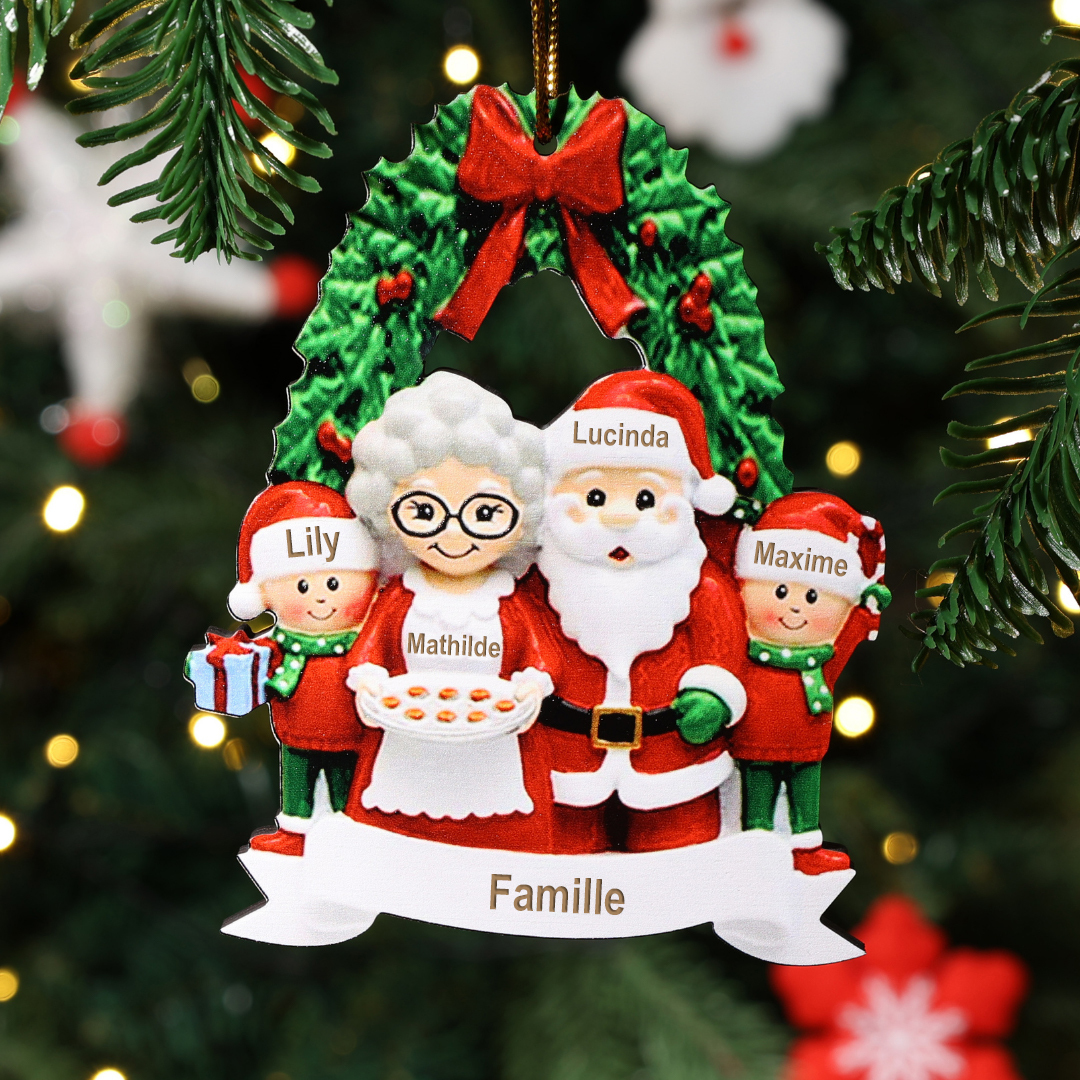 Ornements de Noël Poupée 4 Prénoms Personnalisés et texte