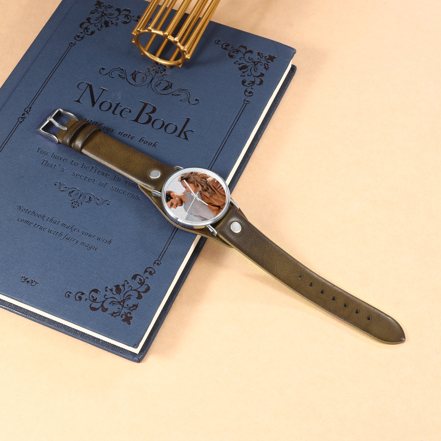 Montre Personnalisée Photo avec Gravure du prénom ou Message Bracelet en Cuir