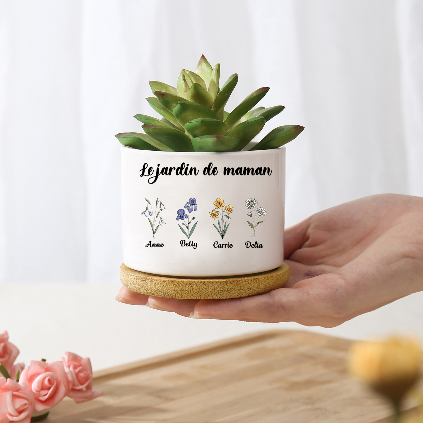 Vase/Pot de Fleurs 4 Prénoms et 1 Texte Personnalisés avec Fleur de Naissance Décoration de la Maison (sans plantes)