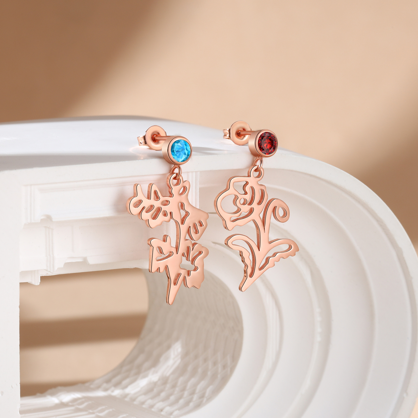 Boucle d'oreille Fleur de Naissance Personnalisé avec Pierre de Naissance