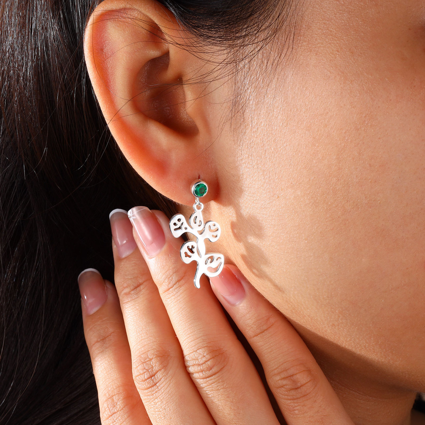 Boucle d'oreille Fleur de Naissance Personnalisé avec Pierre de Naissance
