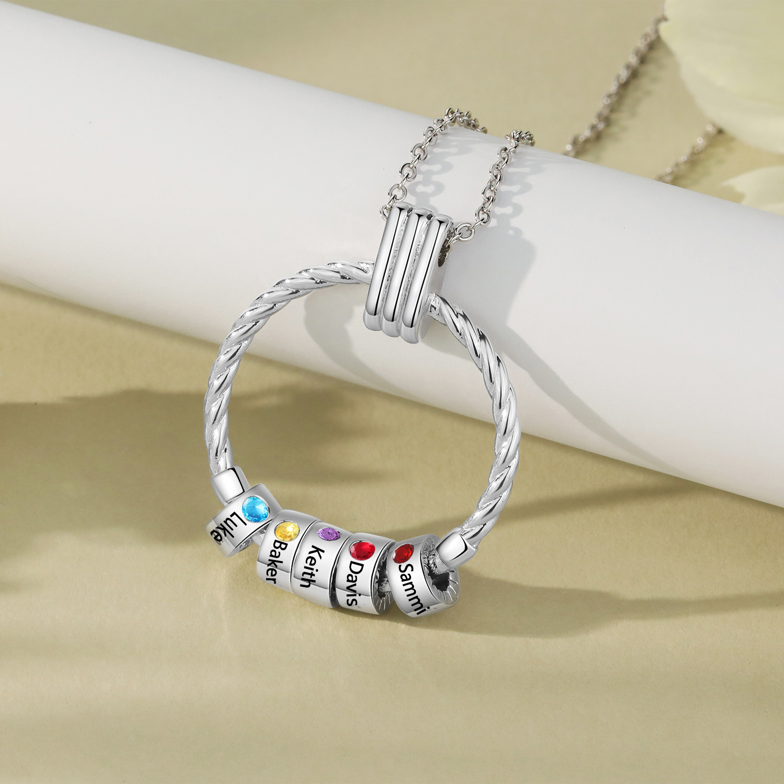 Collier Pendentif 5 Prénoms et Perles Personnalisés avec Pierres de Naissance Collier Femmes