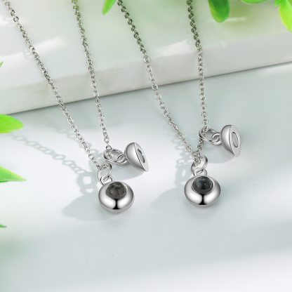 2PCS Collier magnétique Projection de Pierres Photo Personnalisée pour Couple